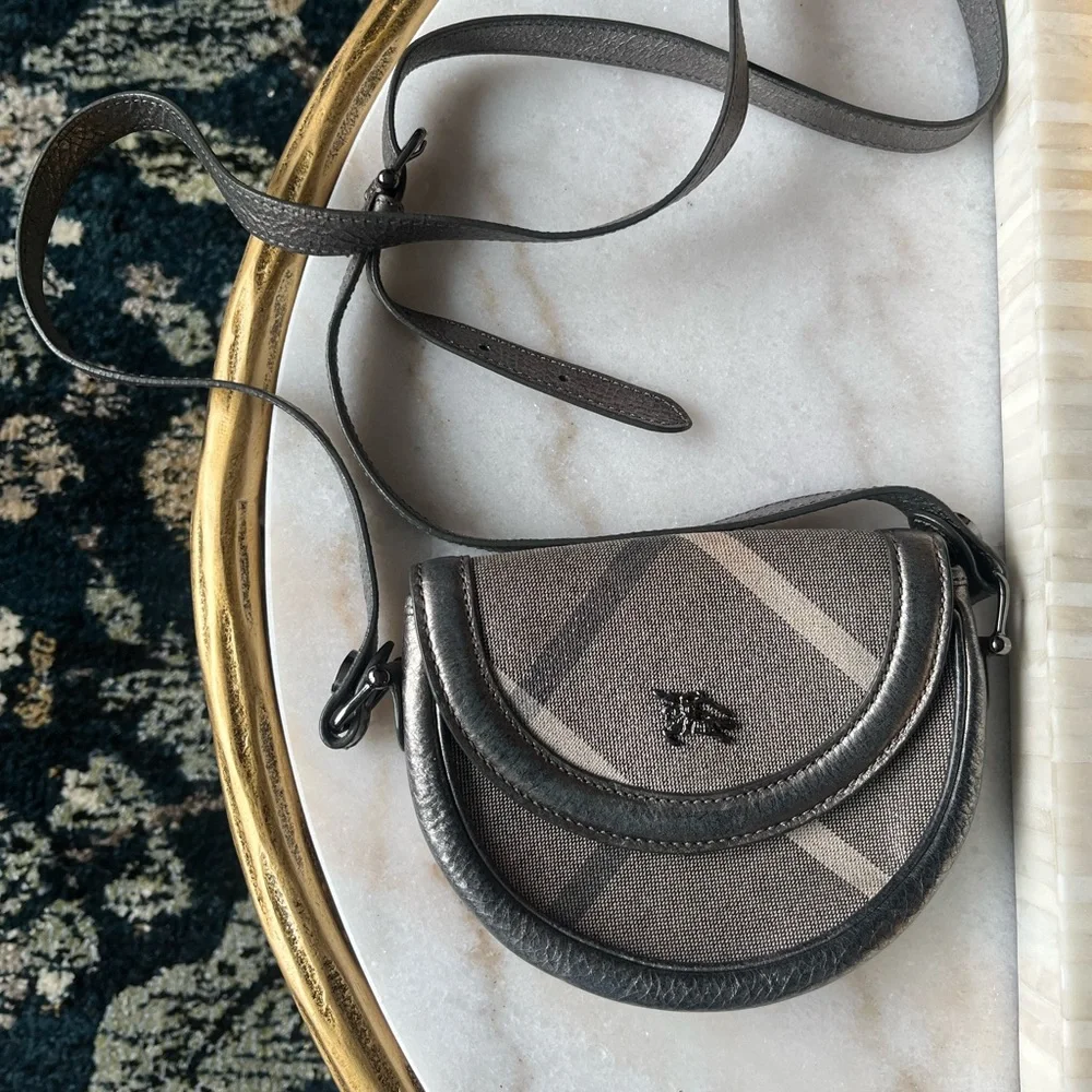 Vintage Burberry Mini Bag - Picture 1 of 3
